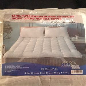Twin extra plush down alternative bed topper